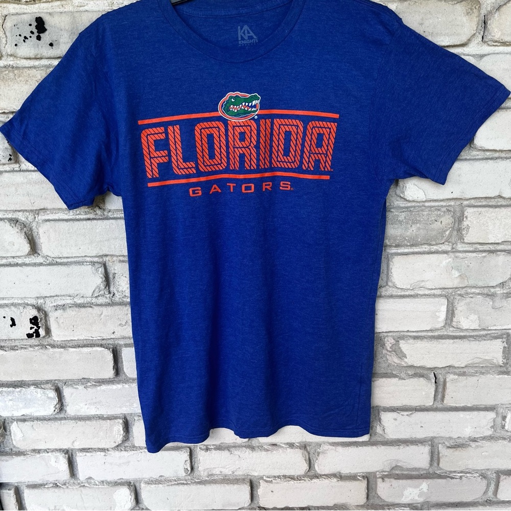 Florida Gators blue T-Shirt with bold orange Florida Gators front